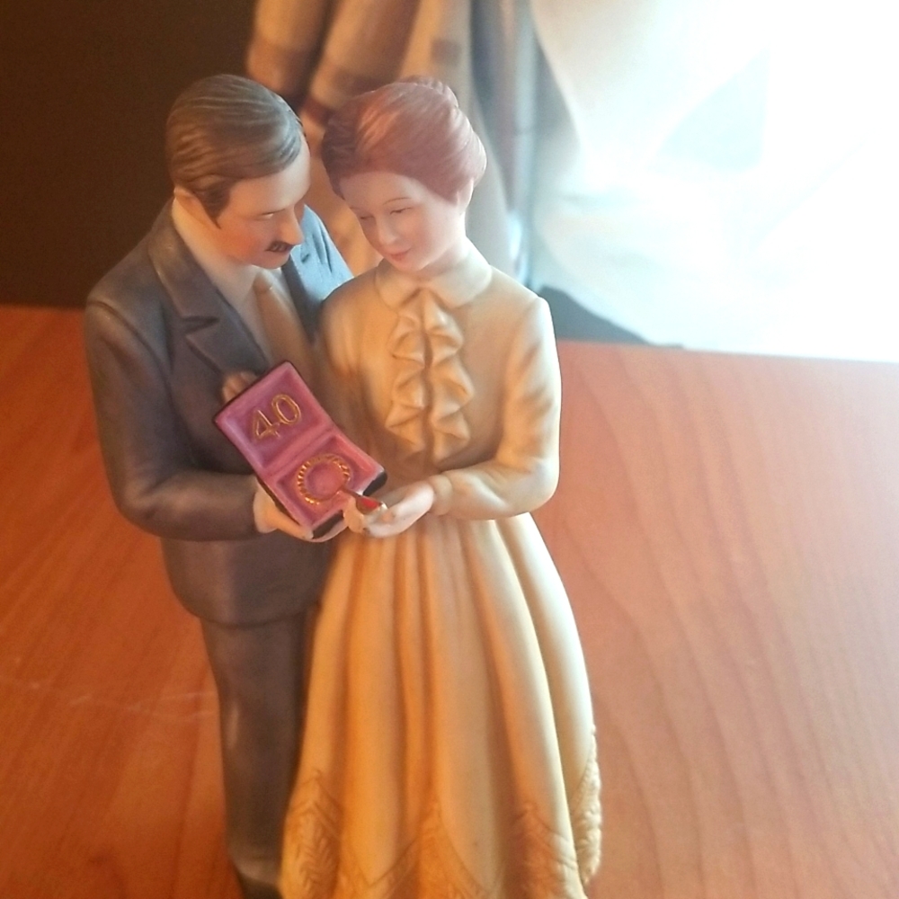 40th Anniversary Figurine Vintage